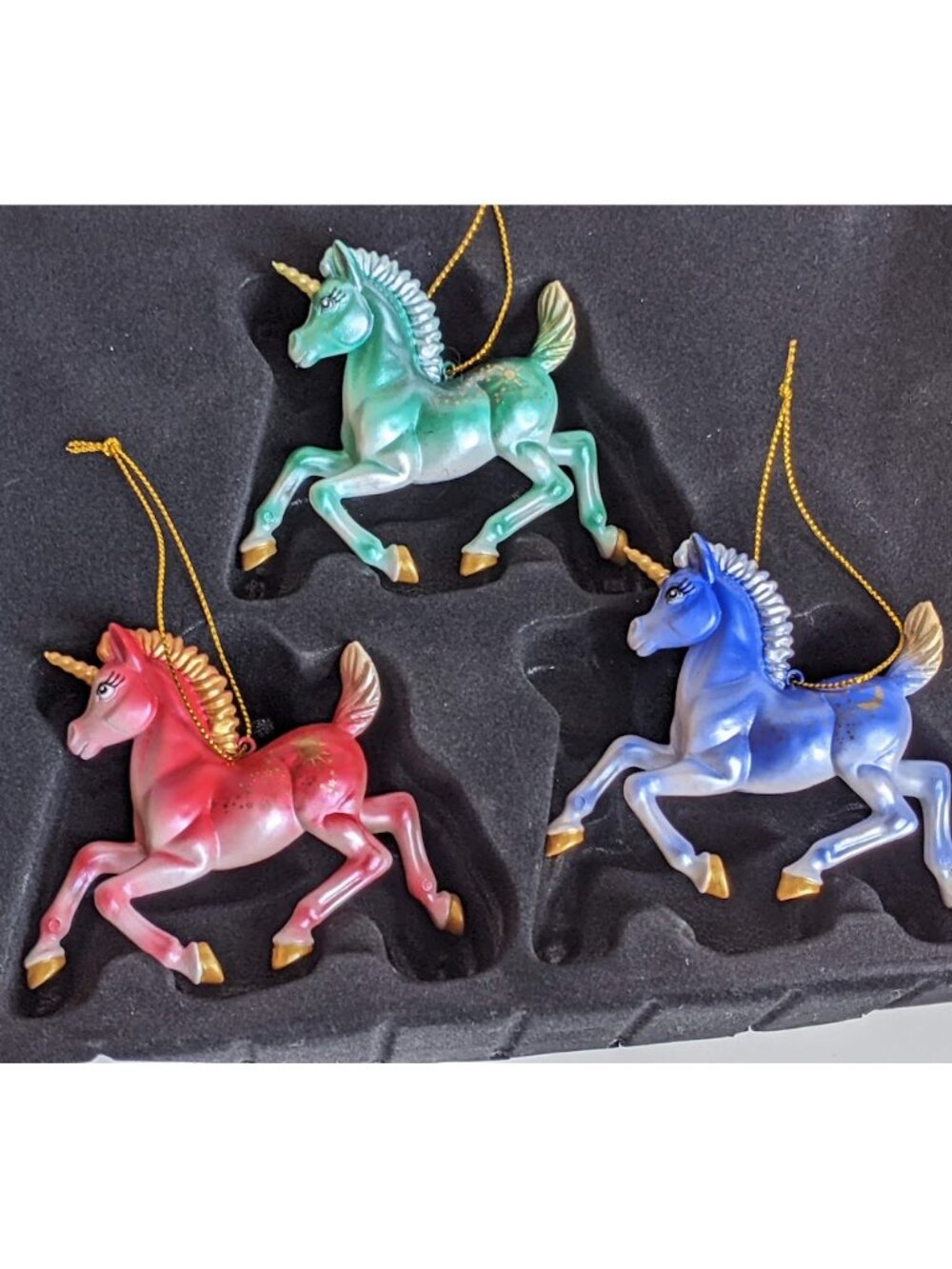 Breyer Unicorn Fillies 2005 Holiday Ornaments #700805